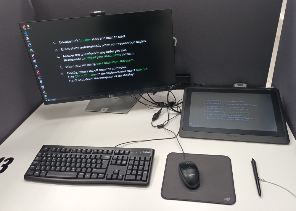 Exam workstation equipped with a pen display